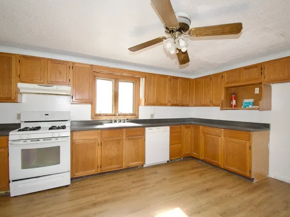 17-19 George St, West Springfield, MA 01089