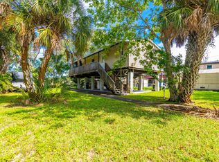 6181 Island Dr, Weeki Wachee, FL 34607