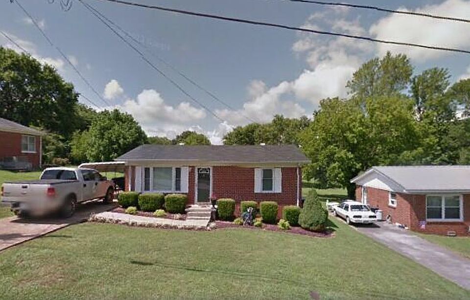1st image of 129 E Frank Boyd St