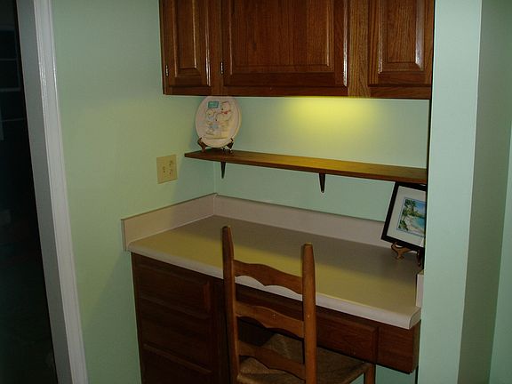 BUILT-IN DESK