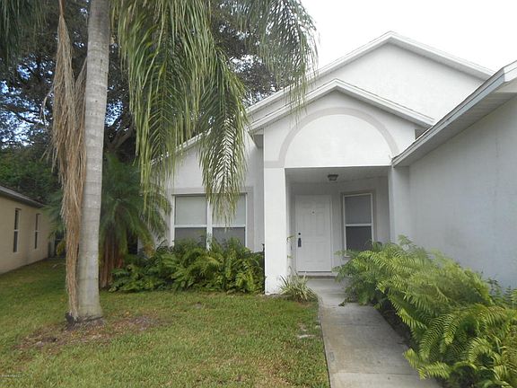 2nd image of 2499 Alicia Ln