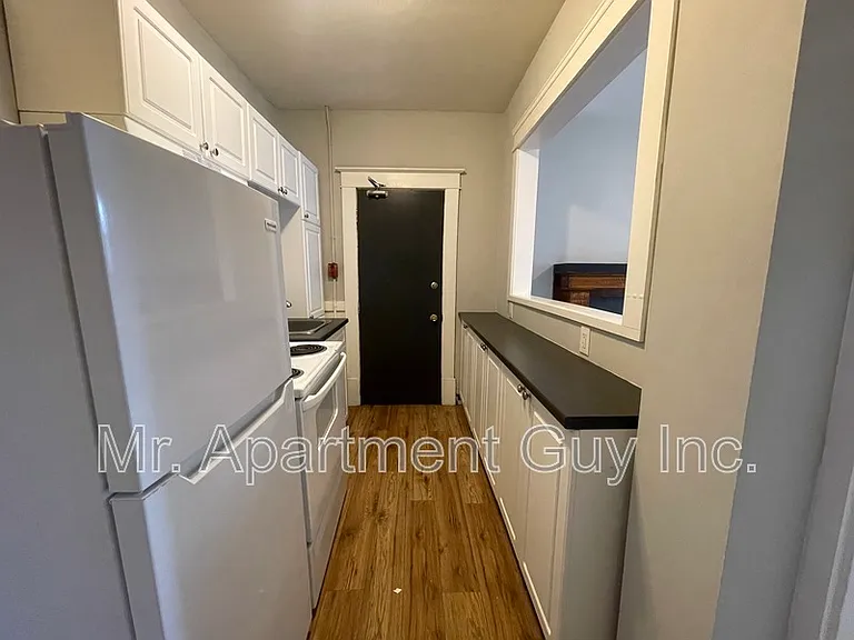 46 Blake St #2 — Photo 10