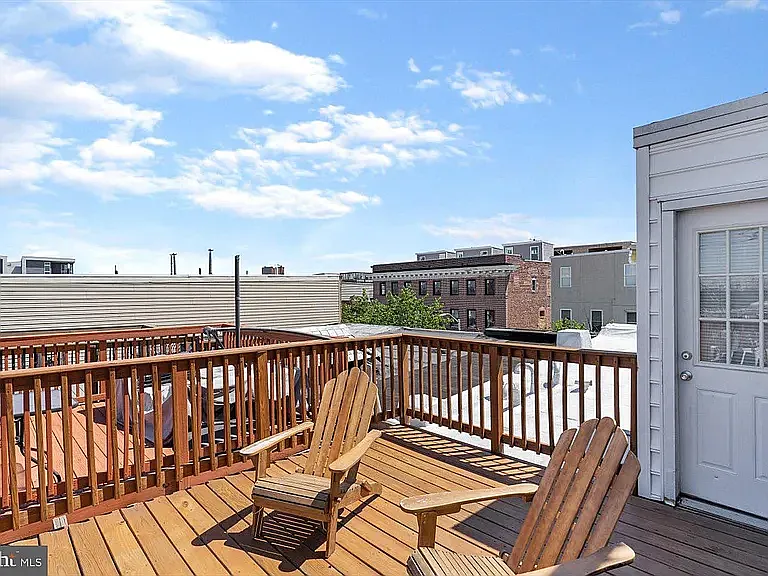 522 S Clinton St — Photo 28