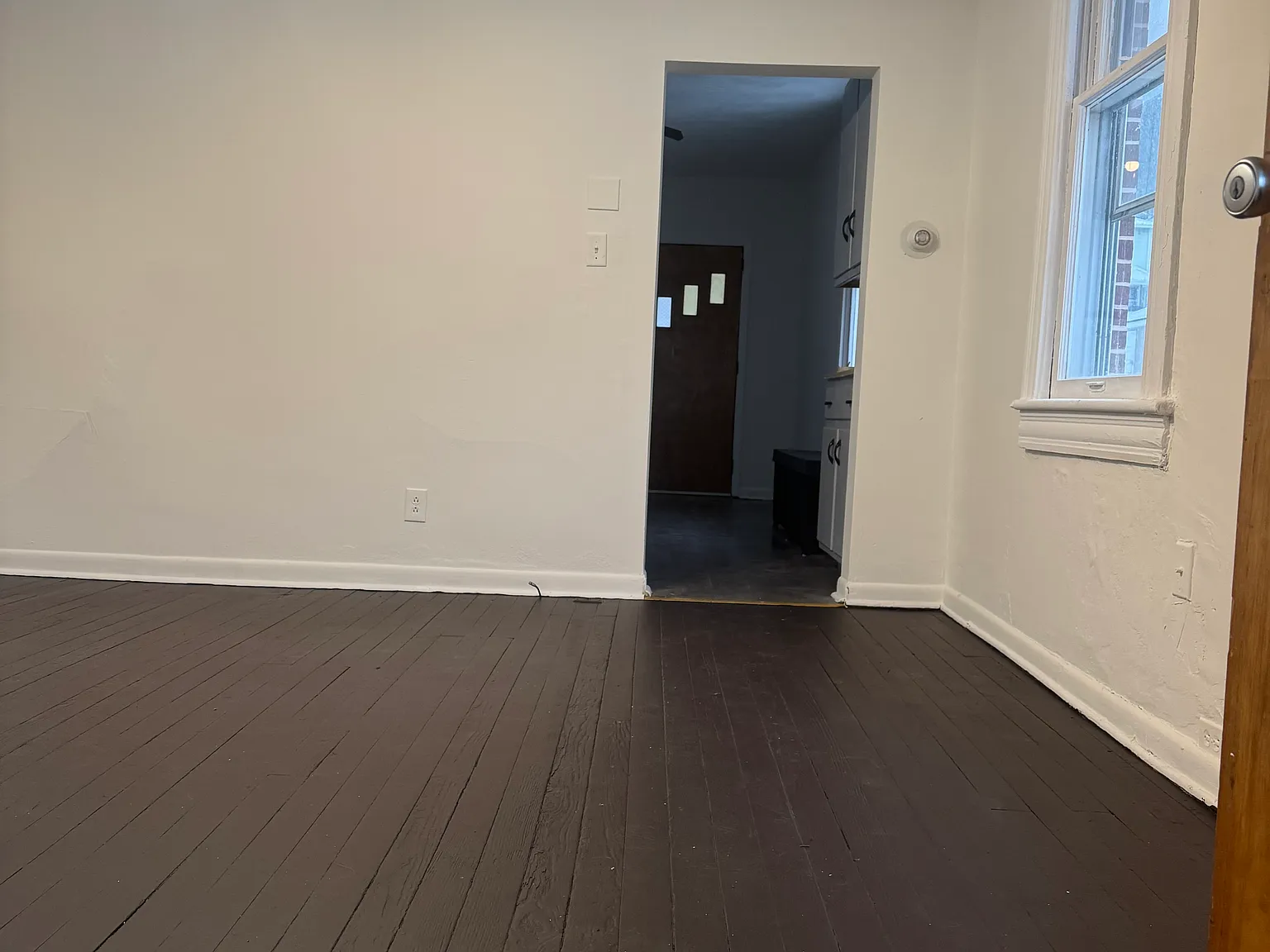 2 bed, 700 sqft, $900 — Photo 4
