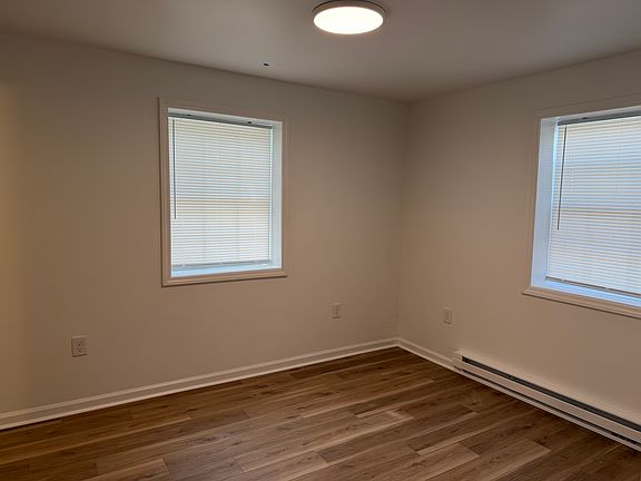 3rd image of 1614 S Main St #1
