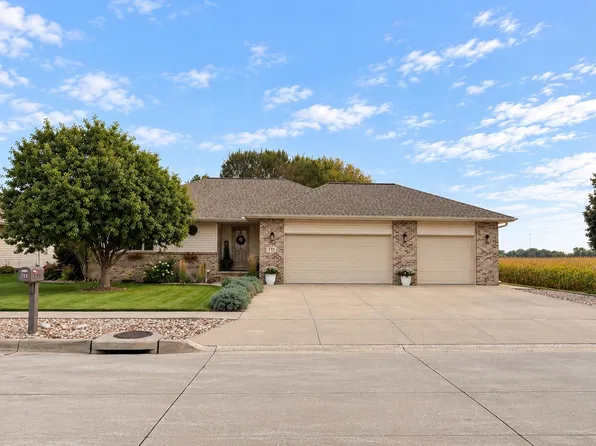 711 13th Ave, Kearney, NE 68845