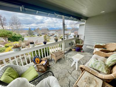 109 Shoemaker Way, Grants Pass, OR, 97527
