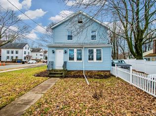 231 Britannia St, Meriden, CT 06450