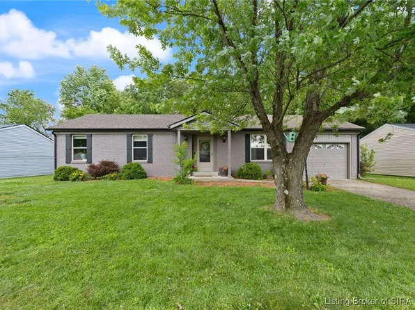 3628 Gray Fox Drive, New Albany, IN 47150