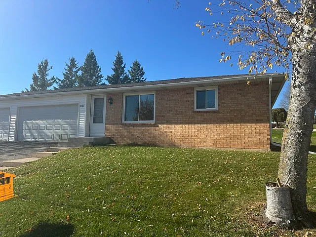 3 bed, 1425 sqft, $1,650 — Photo 2