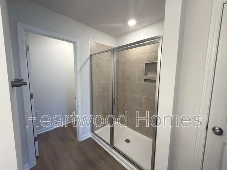 121 Bartlett Dr — Photo 21