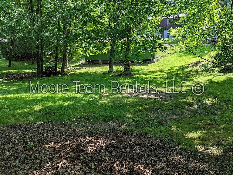 103-109 Paradise Ave — Photo 15