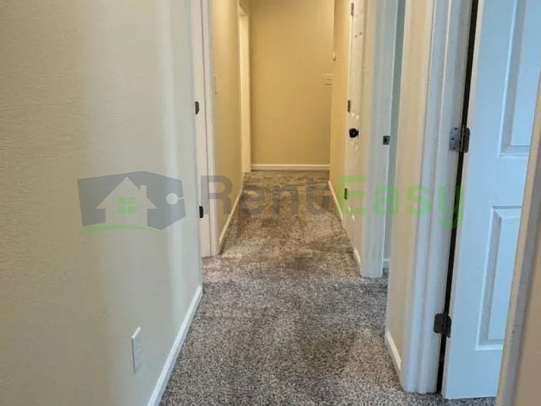 8019 Keene Rd — Photo 29