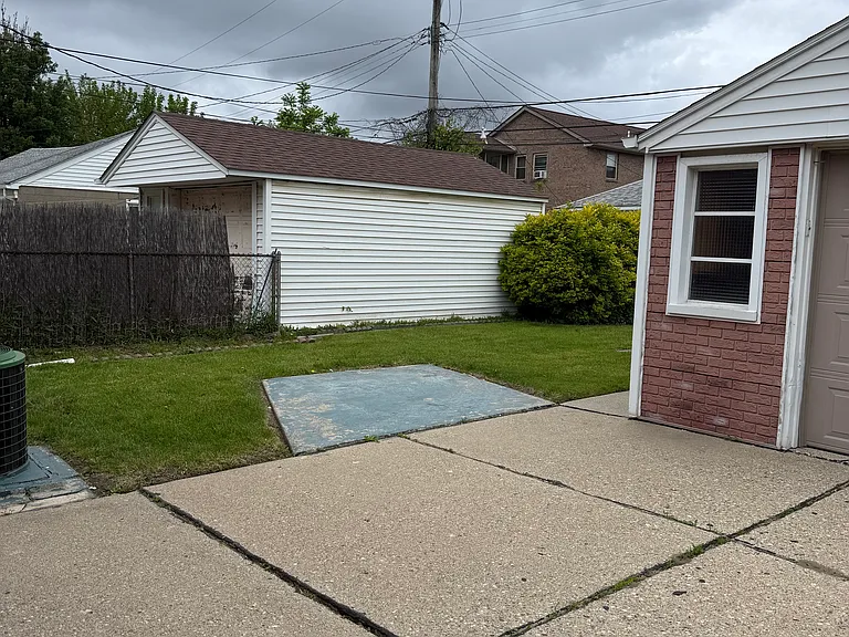 5458 Chase Rd — Photo 26
