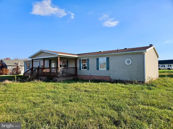 3950 Water St, Broad Top, PA 16621