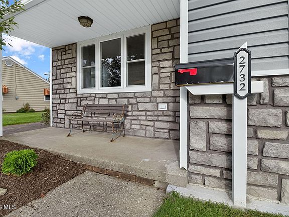 3rd image of 2732 Jodore Ave