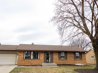 2222 N Huron Dr, Janesville, WI 53545