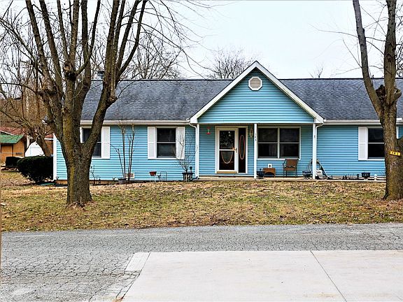 3rd image of 143 Bradford St