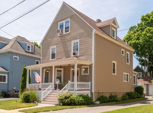 58 Florence St, Melrose, MA 02176