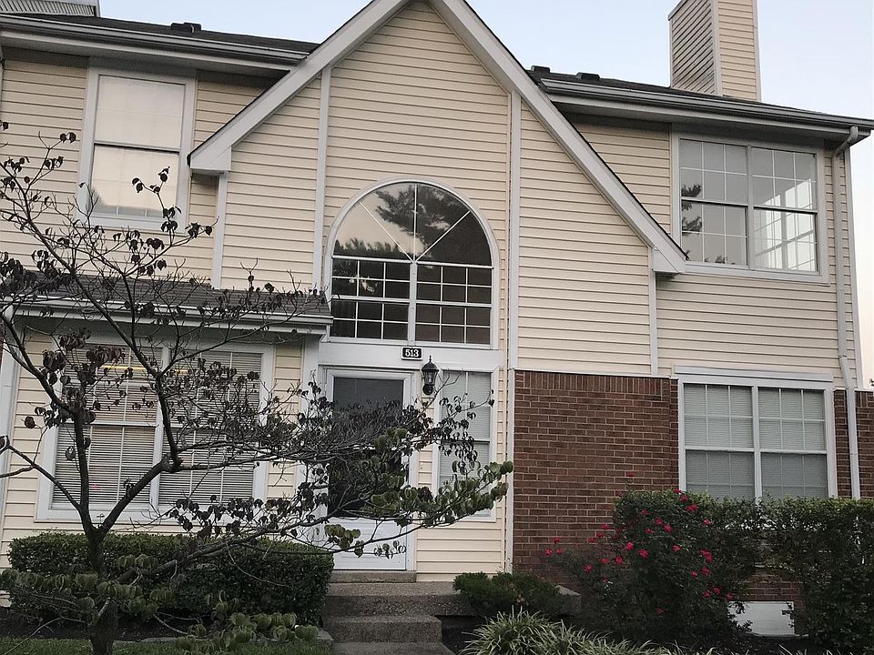 2nd image of 513 Forest Pointe Pl