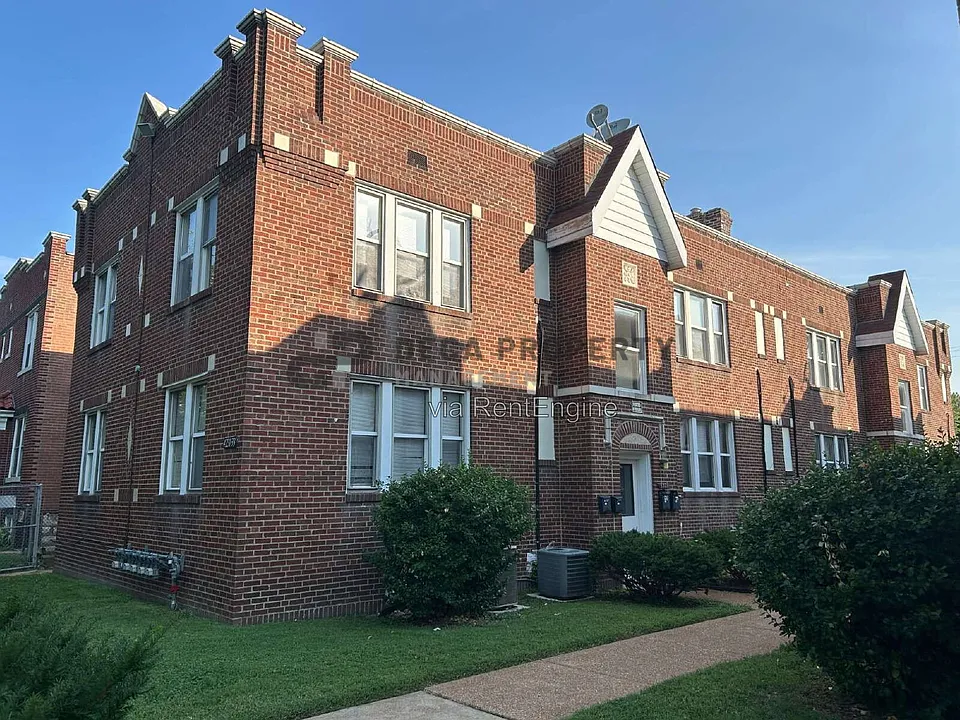 4231 Ellenwood Ave #102