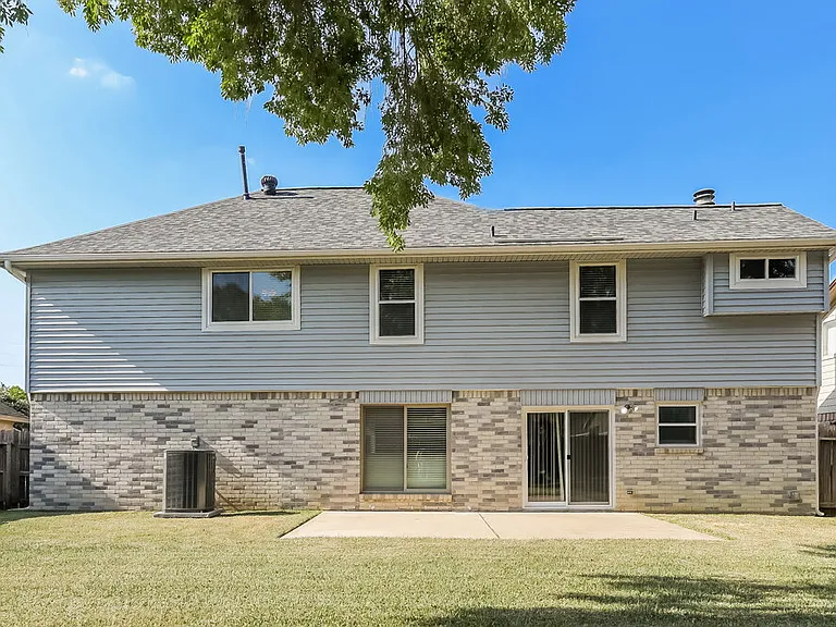 17003 Spruce Run Dr — Photo 20