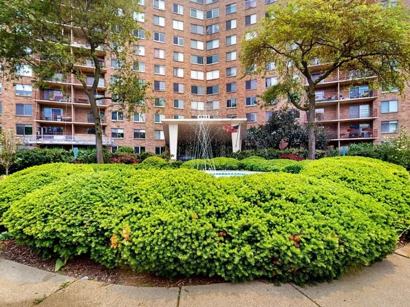 6833 N Kedzie Ave APT 415, Chicago, IL 60645