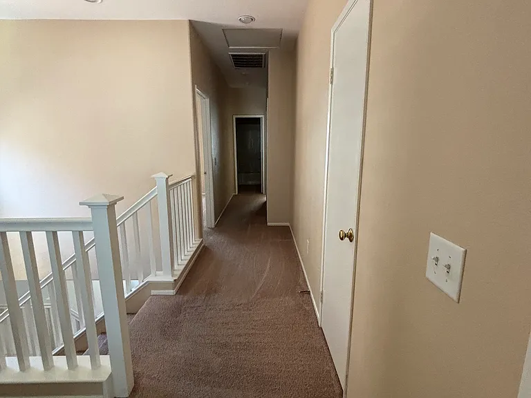 4417 Lakeview Ct — Photo 25
