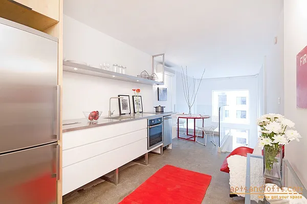 Rented by aptsandlofts.com | media 12