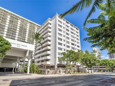 2442 Kuhio Ave APT 704, Honolulu, HI, 96815