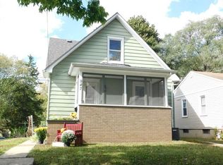 947 N 12th St, Dekalb, IL 60115