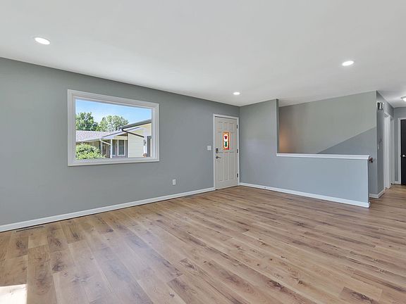 4th image of 117 N Emporia Ave