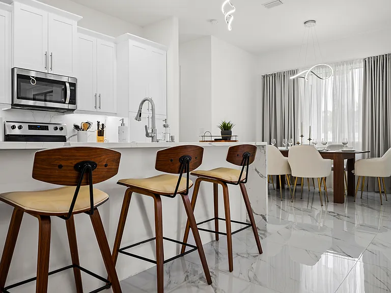 1007 SW Embers Ter — Photo 21