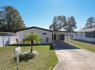 13426 Palm Dr, Astatula, FL 34705