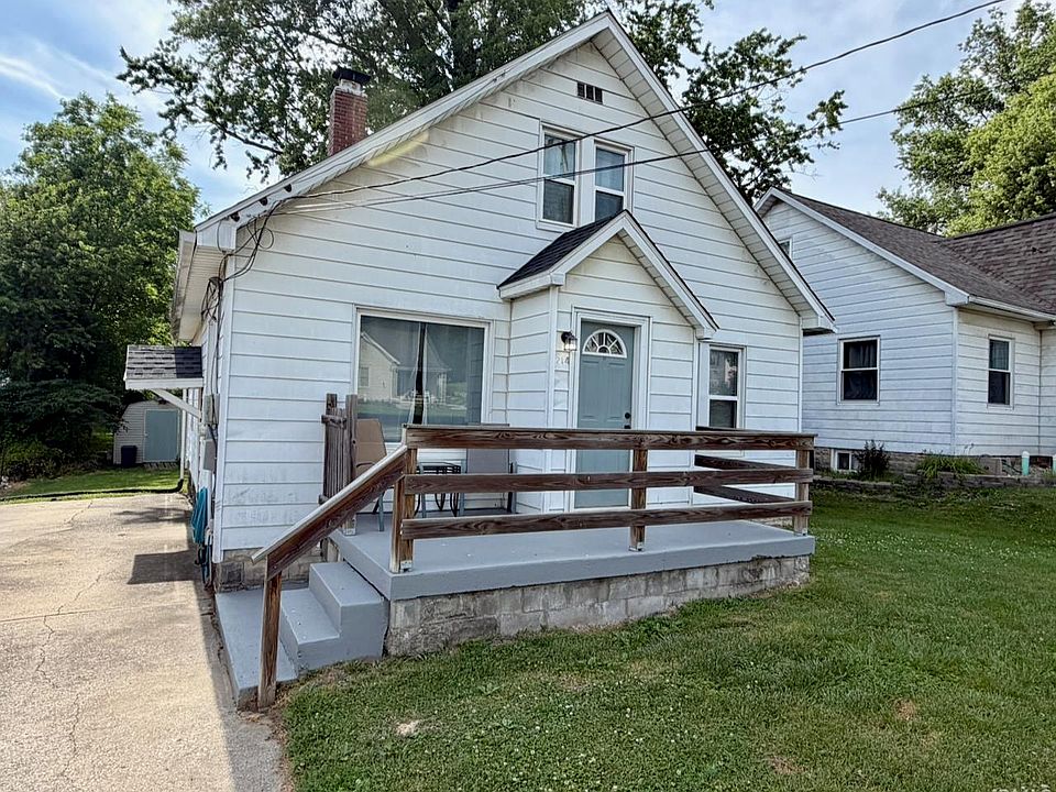 1st image of 214 S Main St