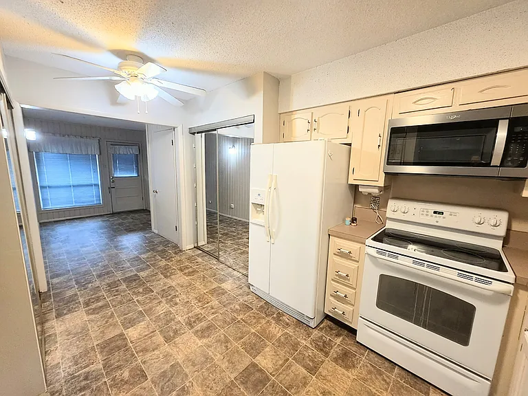 600 Higdon Ferry Rd #203 — Photo 4