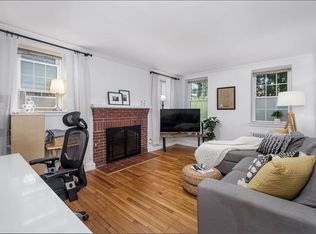 37 Commonwealth Ave #11B, Chestnut Hill, MA 02467
