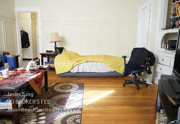 1128 Commonwealth Ave #1A — Photo 2