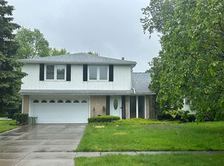 217 Surrey Run, Amherst, NY 14221