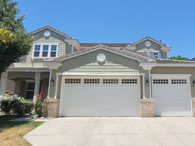 15644 N Peak Ln, Fontana, CA, 92336