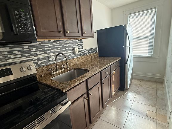 5th image of 23 S Hollywood Ave APT 6