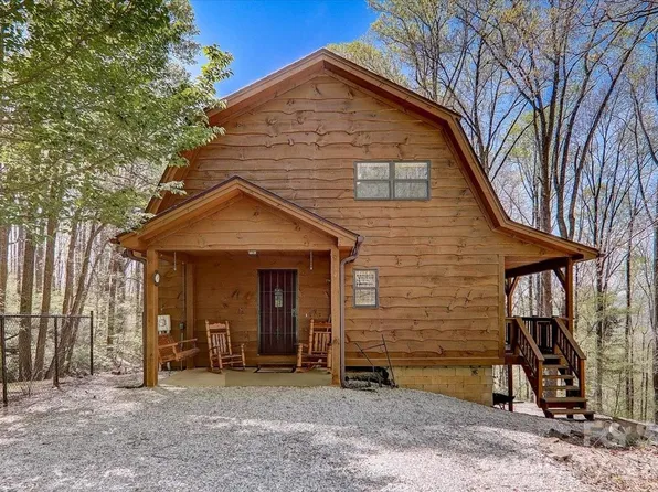 157 Shady Rock Ln, Swannanoa, NC 28778