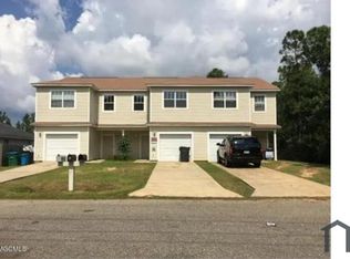 8592 Spring Ave #C, Ocean Springs, MS 39564
