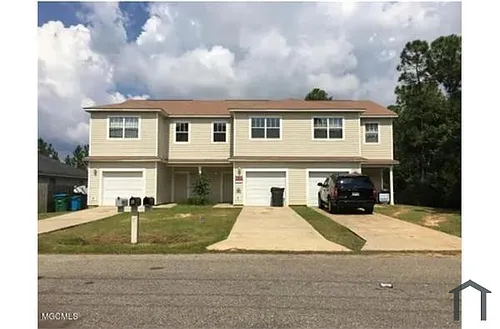 8592 Spring Ave Photo 1