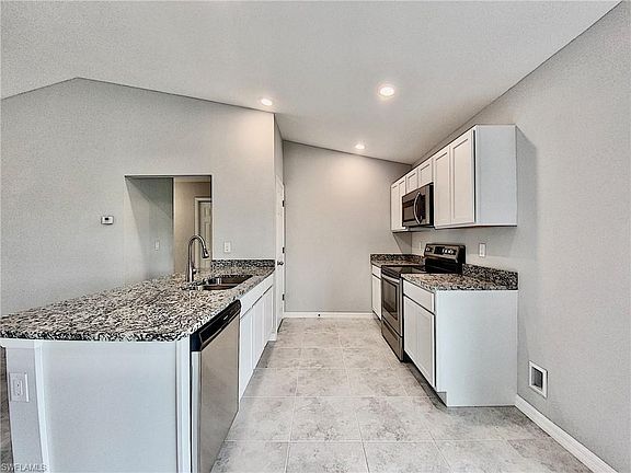 5th image of 2208 NW 18th Ter