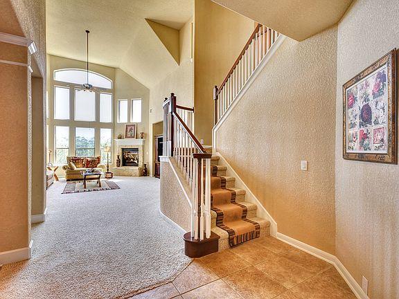 3rd image of 8130 Night Bluff Dr