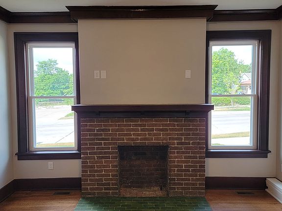 3rd image of 2218-24 Pierce St #2222