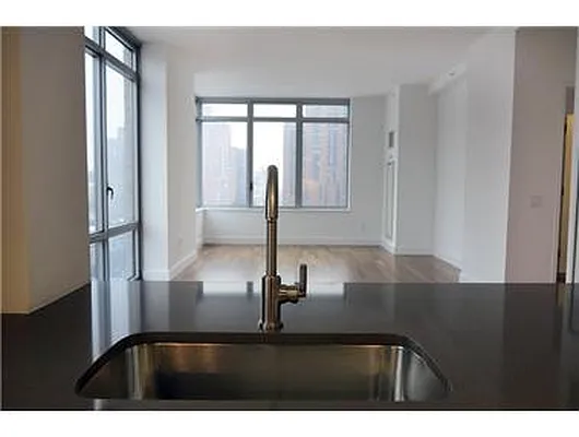 Rented by Douglas Elliman | media 15