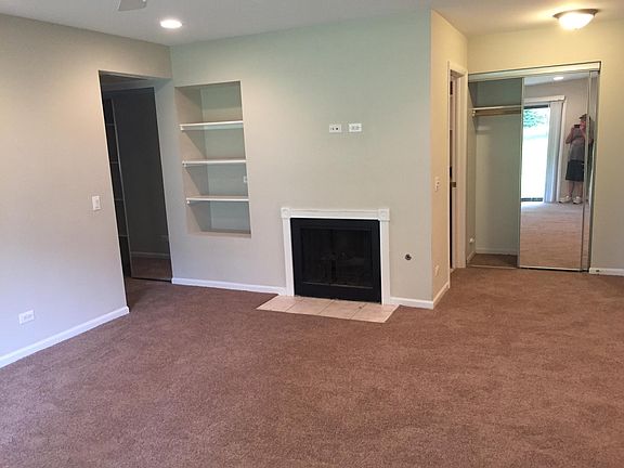 5th image of 86 Ashcroft Ln Unit D1