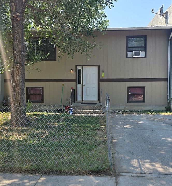1st image of 384 Jefferson St